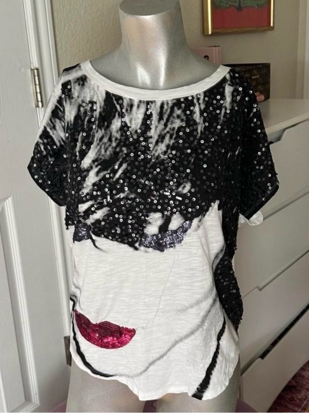Y2k Express Sequin Girl Womanβs Face Graphic Tee